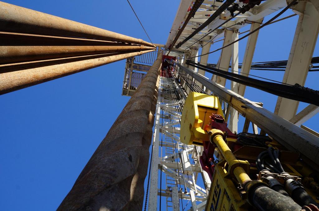 Anita starzycka natural-gas-863229_1920.jpg