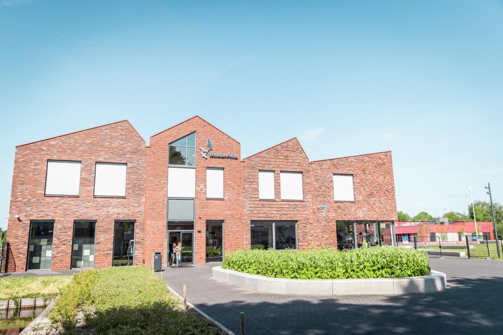 Winkler-Prins-Brugjaargebouw.JPG