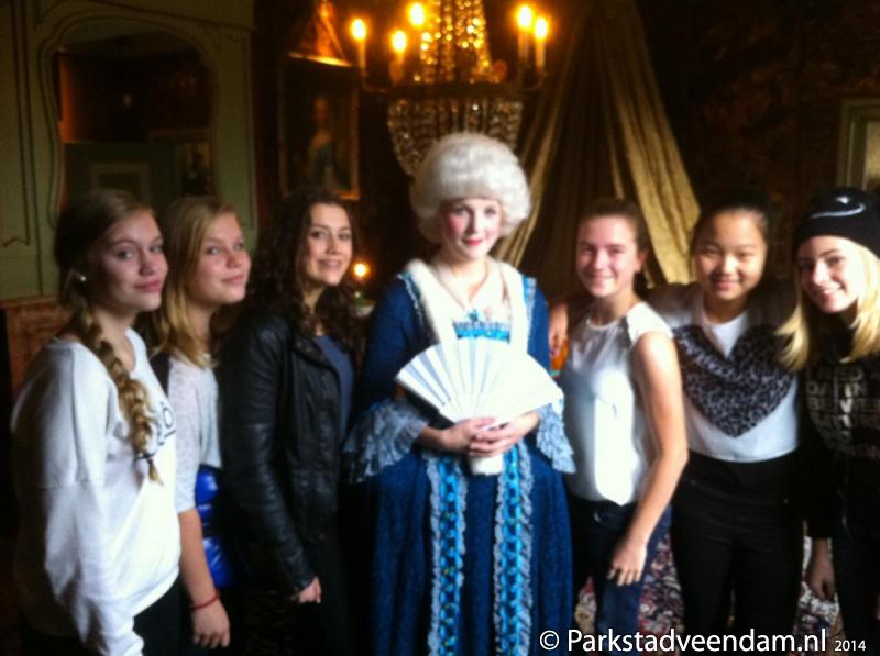 20141107_Ubbo_Emmius_Veendam_bezoekt_Drents_Museumfoto_4.JPG