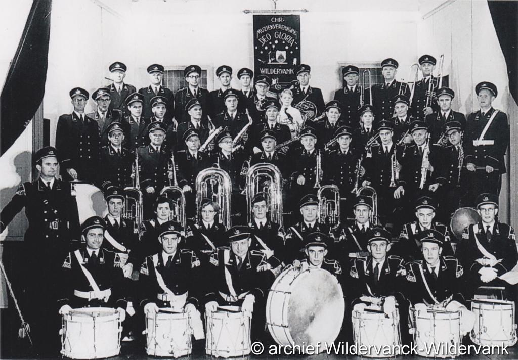 Deo Gloria 1957.JPG