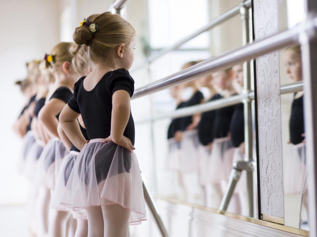 Balletmeisjes spiegel.JPG