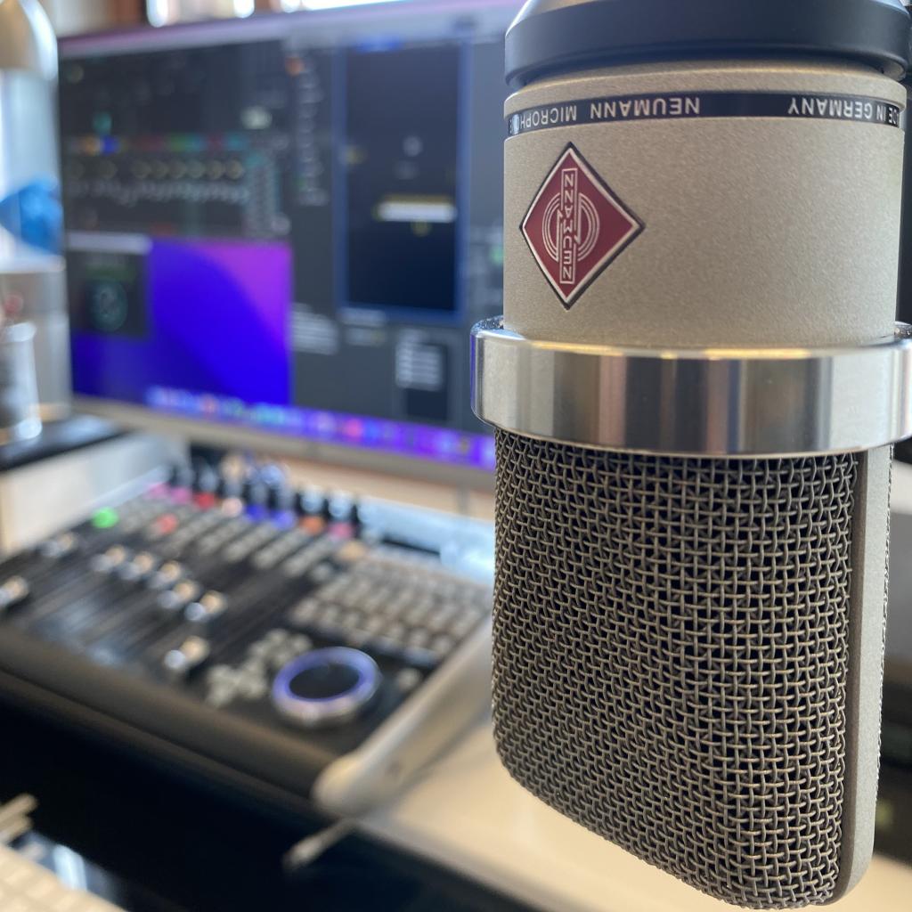 studio mic.JPG