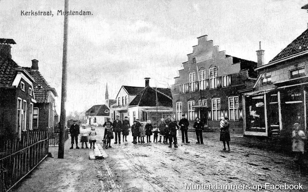 Kerkstraat Muntendam.JPG