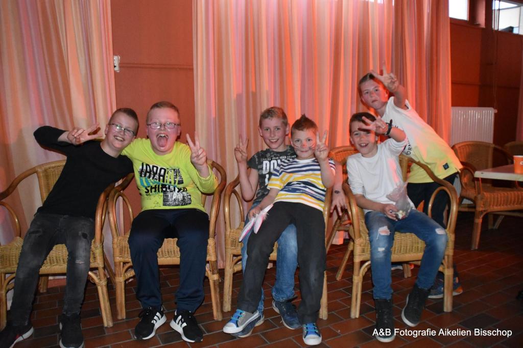 paasdisco2_o.jpg